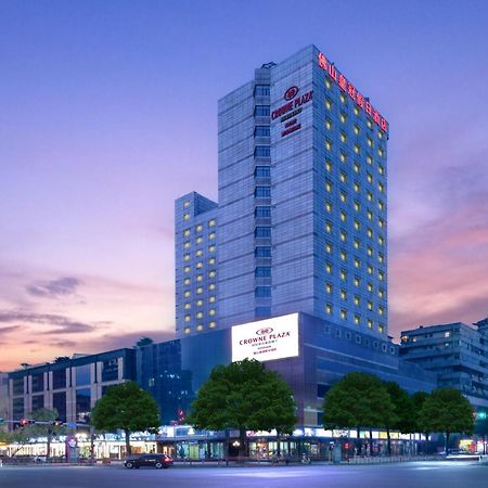 Crowne Plaza Foshan By Ihg - Canton Fair Free Shuttle Bus Exterior foto